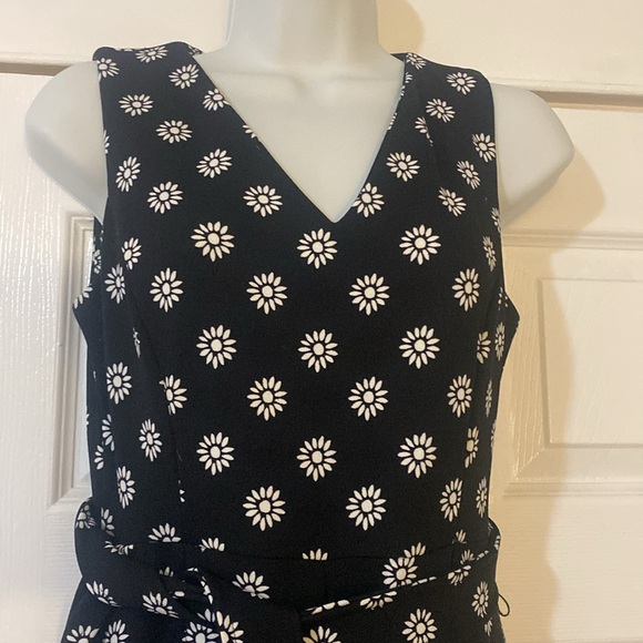 Calvin Klein jump suit /sleeveless pant suit size 2 - Picture 2 of 3